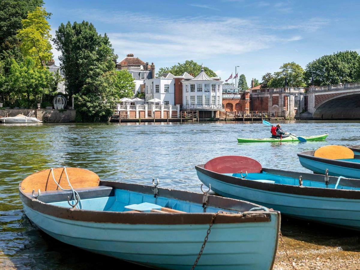The Mitre, Hampton Court Hotel Kingston upon Thames  Exterior foto The River Wey at Farnham